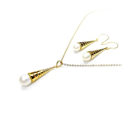 Fresh Water Pearl Drop Eearrings and Pendant in 14ct Gold plate on Silver